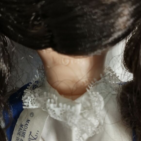 Madame Alexander Dorothy Doll - Picture 6 of 8